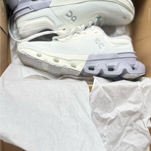 On Cloudflyer Running White and Lilac  running Shoe